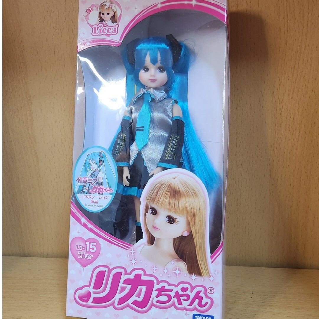 リカちゃん 初音ミク コラボ 新品未使用 未開封ボーカロイド