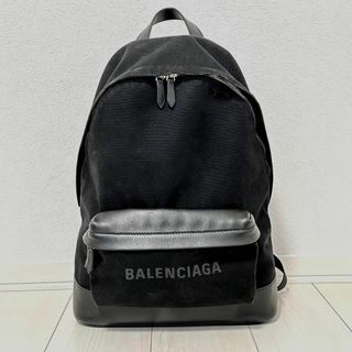 美品現行モデル　BALENCIAGA バックパック 黒 大容量 メンズ　リュック