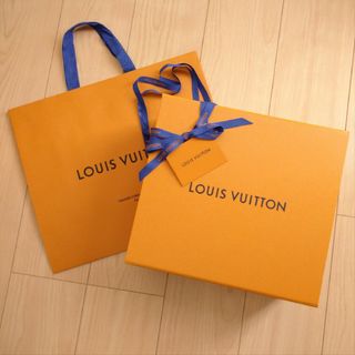 LOUIS VUITTONルイ・ヴィトン　ショップバッグ・BOX等一式★未使用★