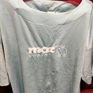 モズ(moz)のＴシャツ(Tシャツ(半袖/袖なし))