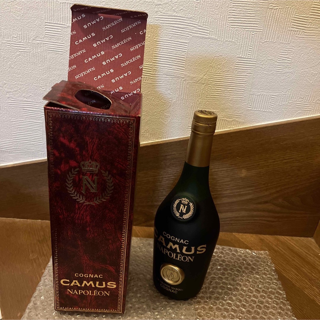 CAMUS カミュ XO コニャック 古酒 未開封 350ml 【☆超目玉】 - ブランデー CAMUS カミュ XO コニャック 古酒 未開封 350ml 【☆超目玉】 - ブランデー