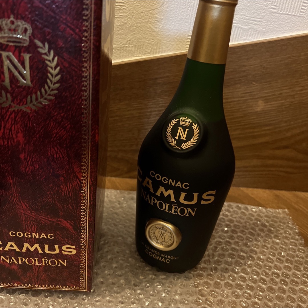 CAMUS カミュ XO コニャック 古酒 未開封 350ml 【☆超目玉】 - ブランデー CAMUS カミュ XO コニャック 古酒 未開封 350ml 【☆超目玉】 - ブランデー
