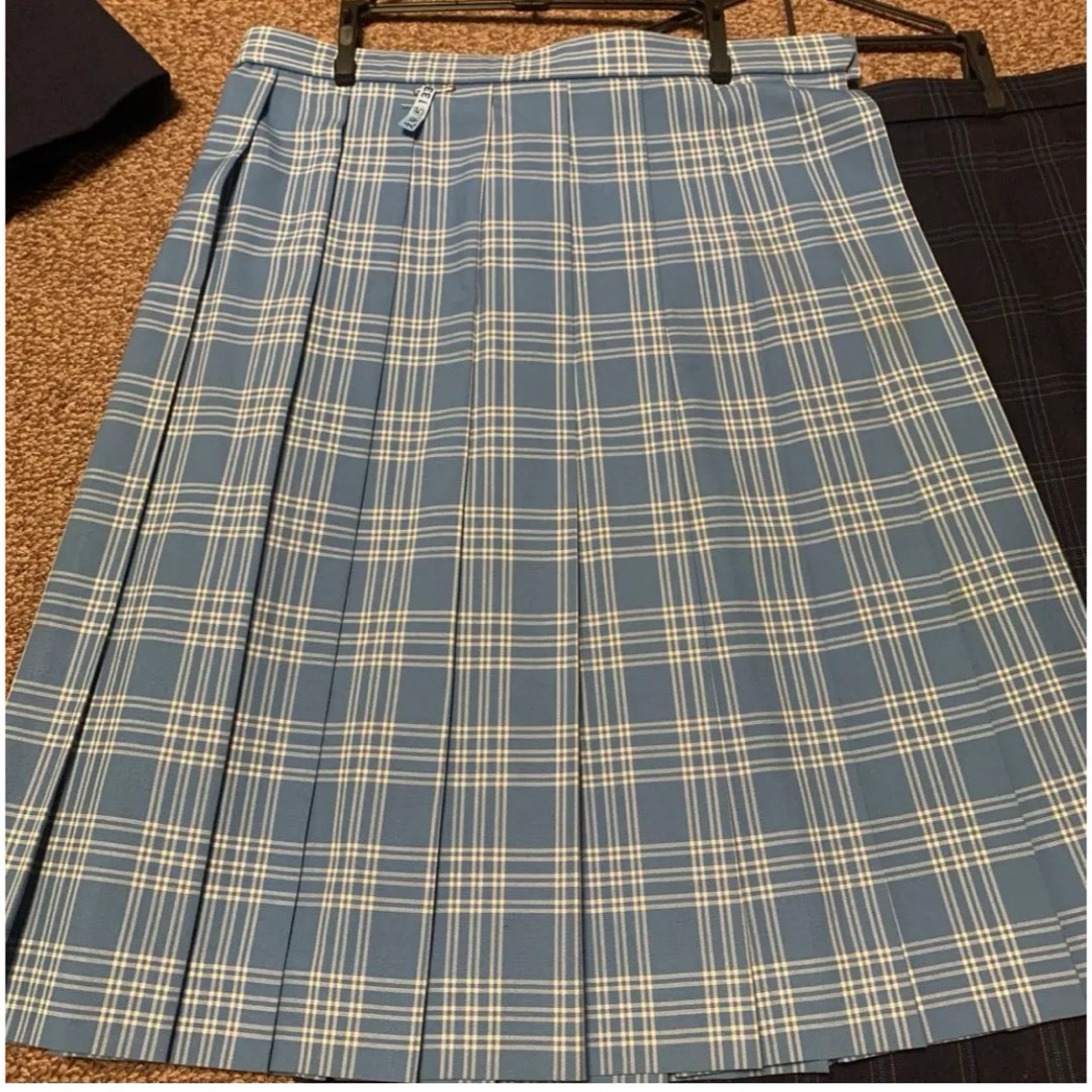 即購入⭕️高校制服コスプレ3点セット‼️ブレザー　水色・紺チェックスカート