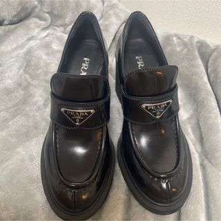 プラダ(PRADA)の正規品　PRADA Pradaトライアングルスリップオンパンプス　2022年(ハイヒール/パンプス)