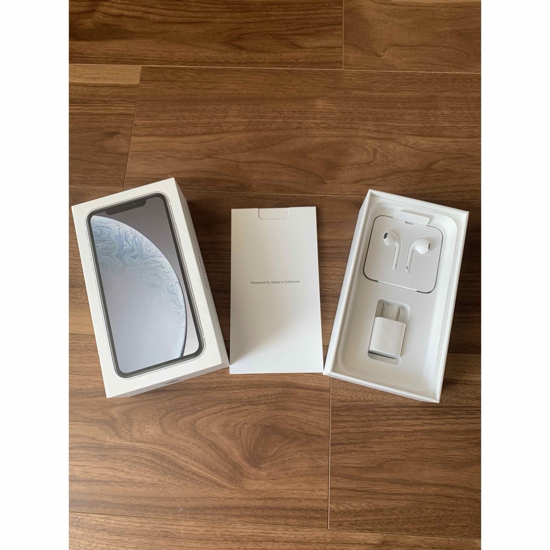 iPhone XR White 128 GB docomo ジャンク品スマートフォン本体