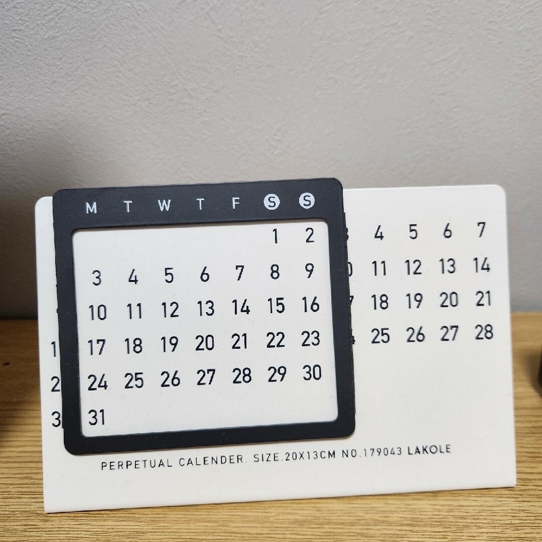 LAKOLE(ラコレ)のずっと使えるカレンダー インテリア/住まい/日用品の文房具(カレンダー/スケジュール)の商品写真