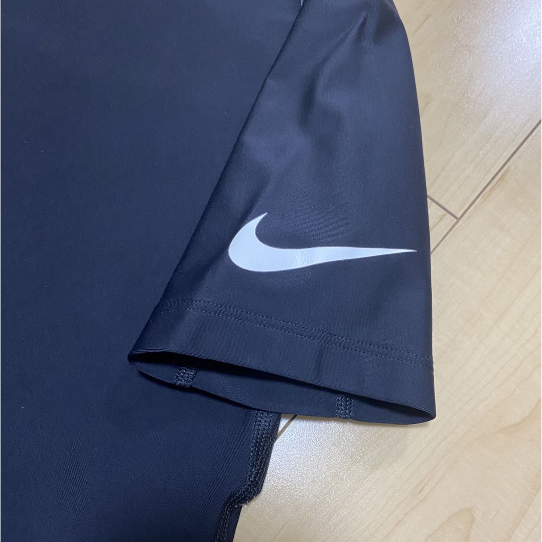 NIKE(ナイキ)のNIKEラッシュガード キッズ/ベビー/マタニティのキッズ服男の子用(90cm~)(水着)の商品写真