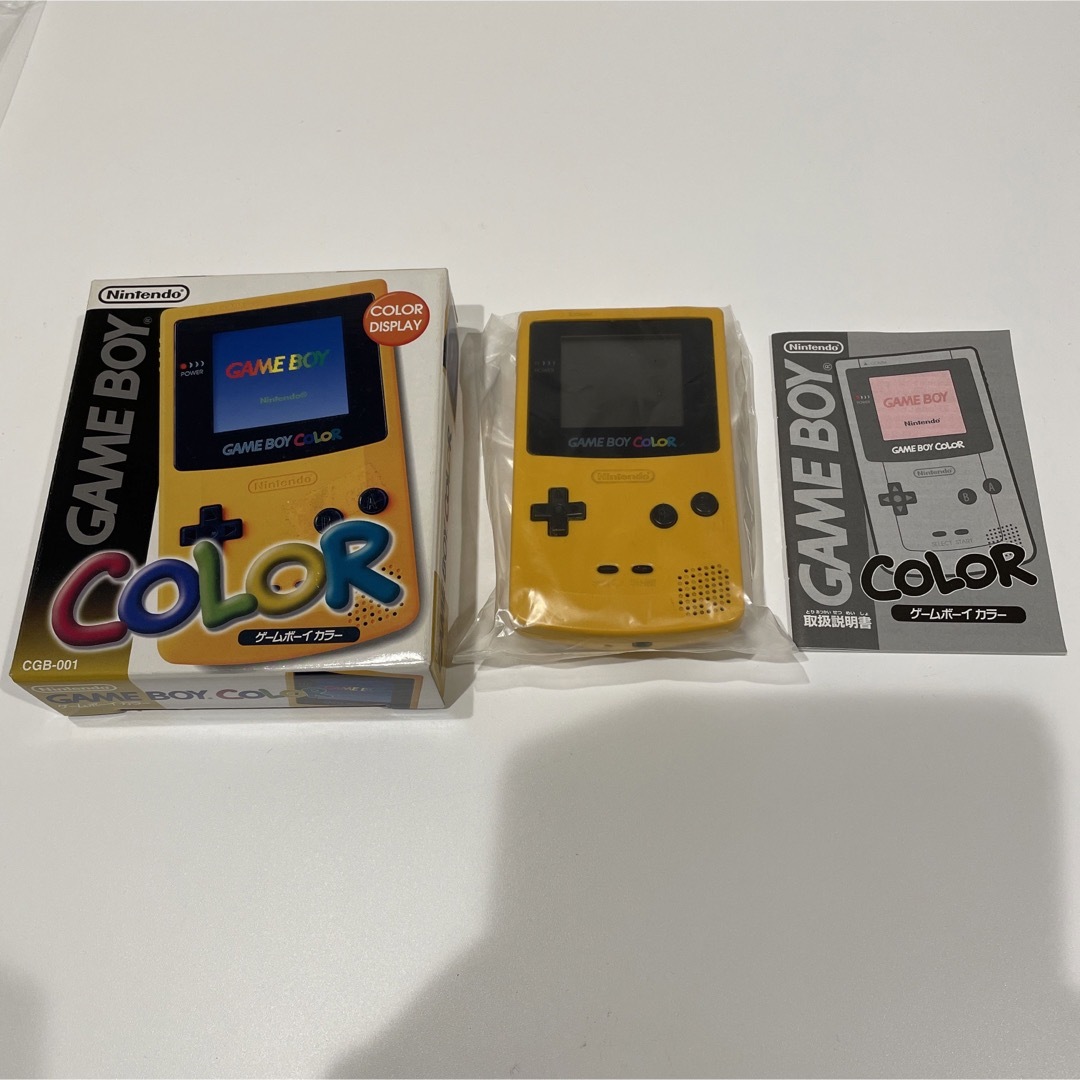 ゲームボーイカラーイエロー+ポケモン初代 赤緑 箱付きセット! ゲームボーイカラーイエロー+ポケモン初代 赤緑 箱付きセット!