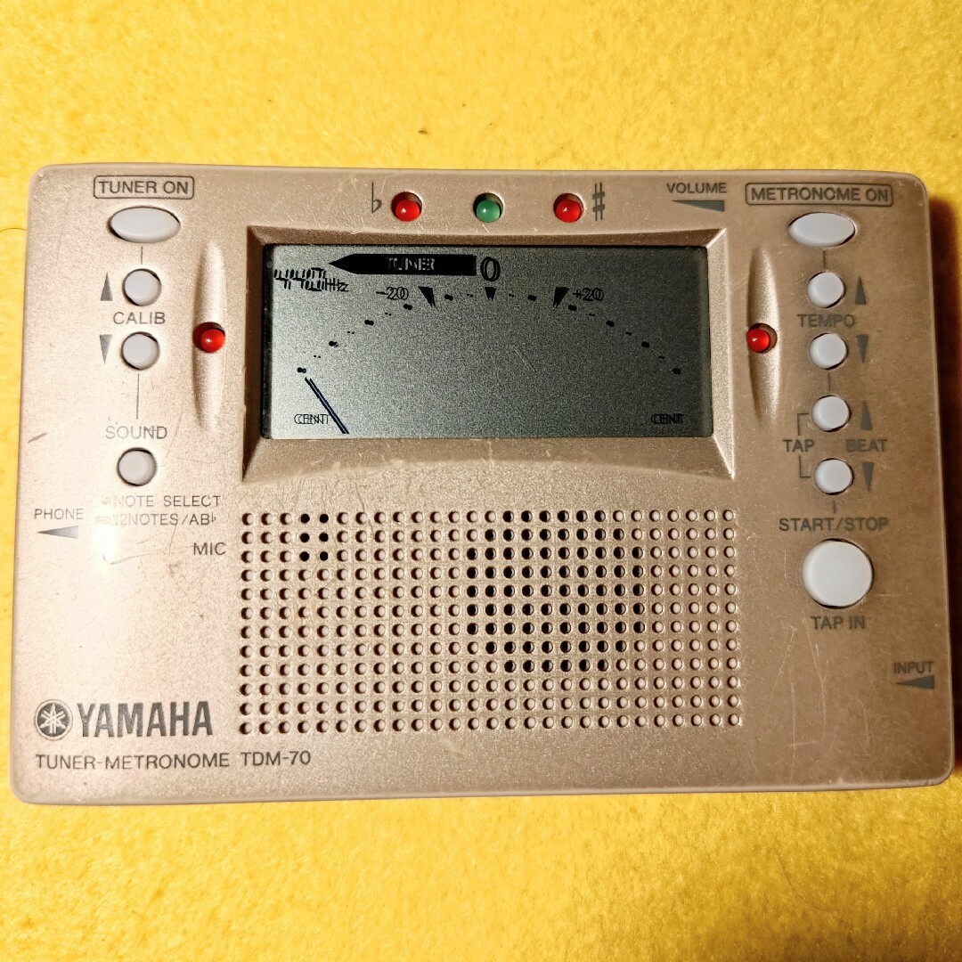 ヤマハ(ヤマハ)の【中古】(送料込)ヤマハ チューナーメトロノーム TDM-70 楽器の楽器 その他(その他)の商品写真