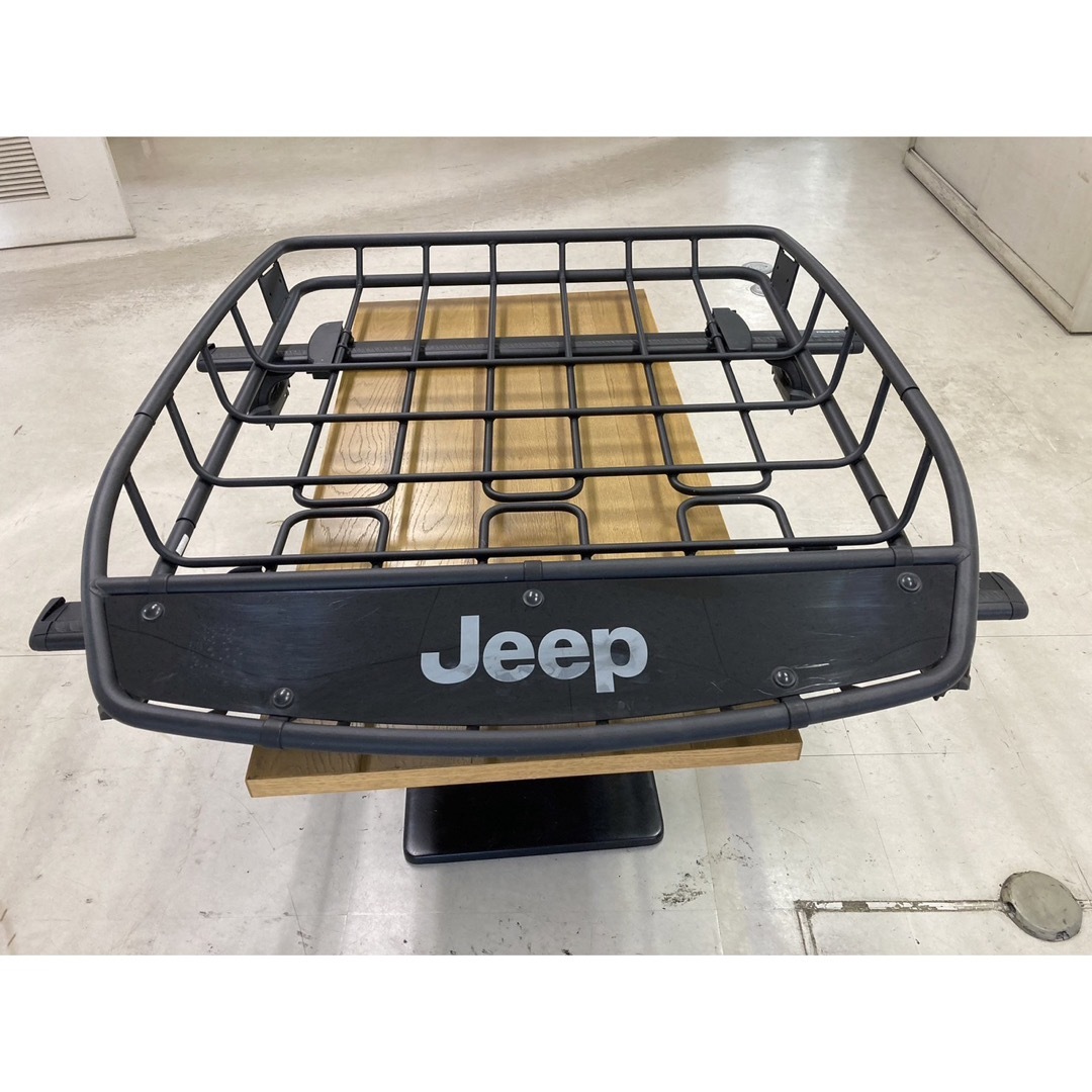 Jeep(ジープ)のjeep コンパス　ルーフラック 自動車/バイクの自動車(車外アクセサリ)の商品写真
