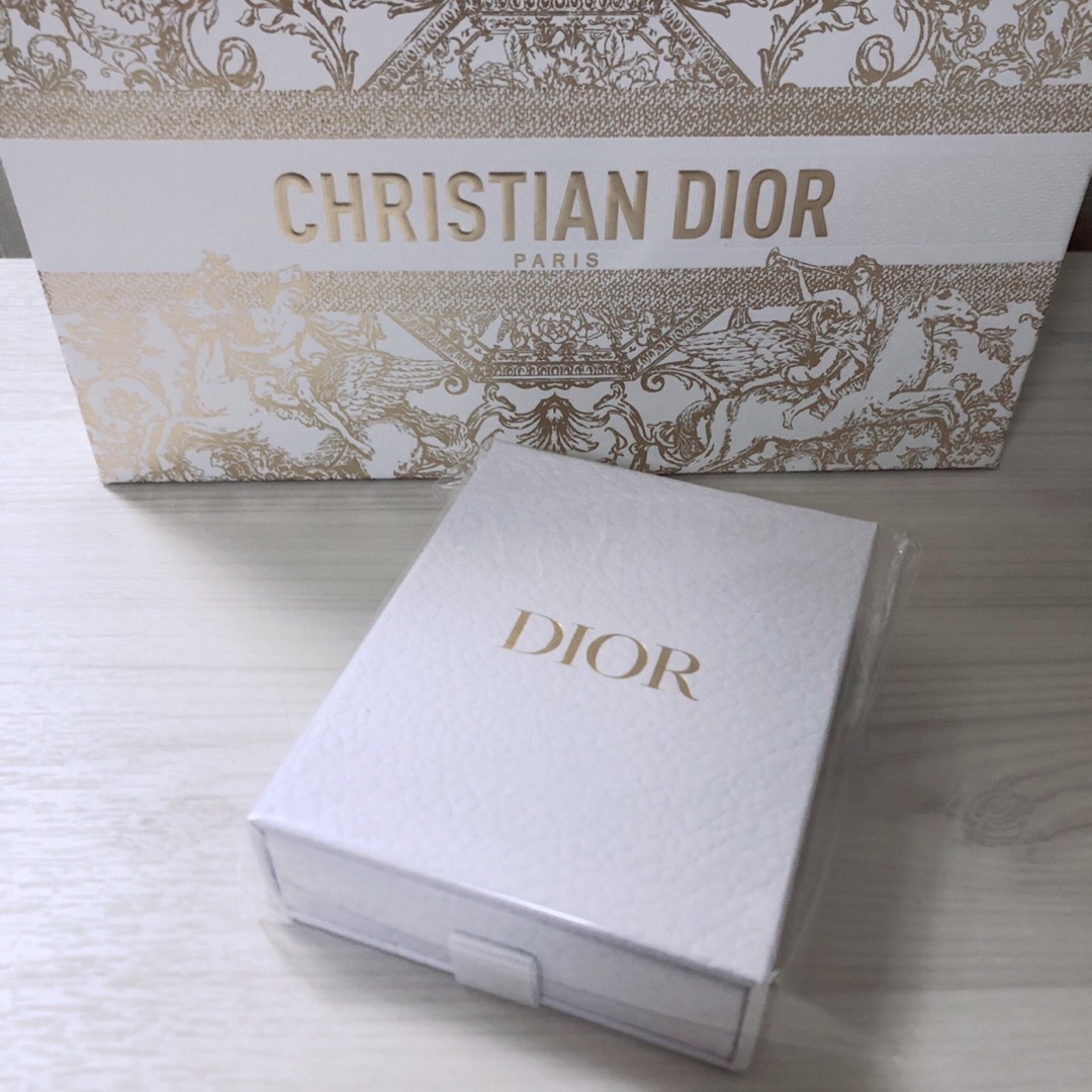 Christian Dior(クリスチャンディオール)の新品非売品★DIOR★ディオール チャーム ストラップ フォンチャーム.*・゜・ レディースのアクセサリー(チャーム)の商品写真