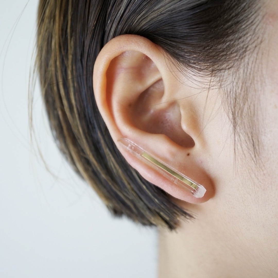 MONAKA jewellery ツララ シングル ピアス クリスタルクォーツ MONAKA jewellery ツララ シングル ピアス クリスタルクォーツ