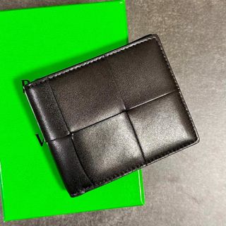 ボッテガ(Bottega Veneta) 折り財布(メンズ)(ブラック/黒色系)の通販