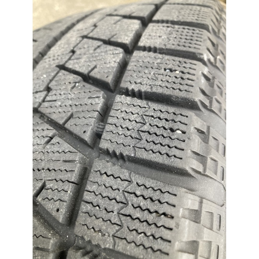 2021年製　ZEETEX　215/50R17　バリ溝　4本