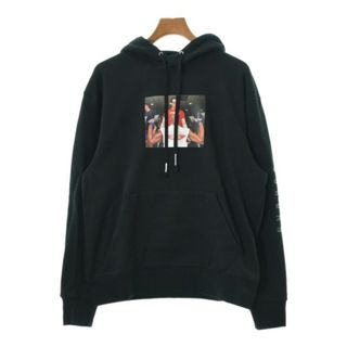 アンディフィーテッド(UNDEFEATED)のUNDEFEATED アンディフィーテッド パーカー M 黒 【古着】【中古】(パーカー)