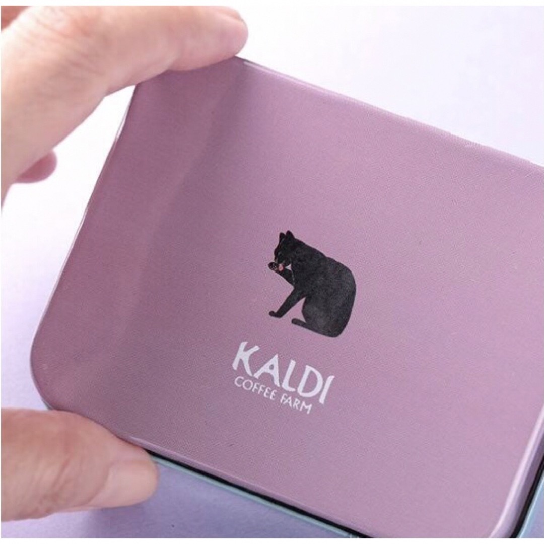 KALDI(カルディ)のKALDI（カルディ）ハロウィン ネコミニ缶 ライトブルー＋ベージュ エンタメ/ホビーのおもちゃ/ぬいぐるみ(キャラクターグッズ)の商品写真