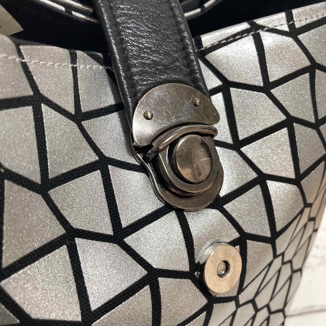 chi.wata チワタ backpack バックパック リュック シルバーの chi.wata チワタ backpack バックパック リュック シルバーの