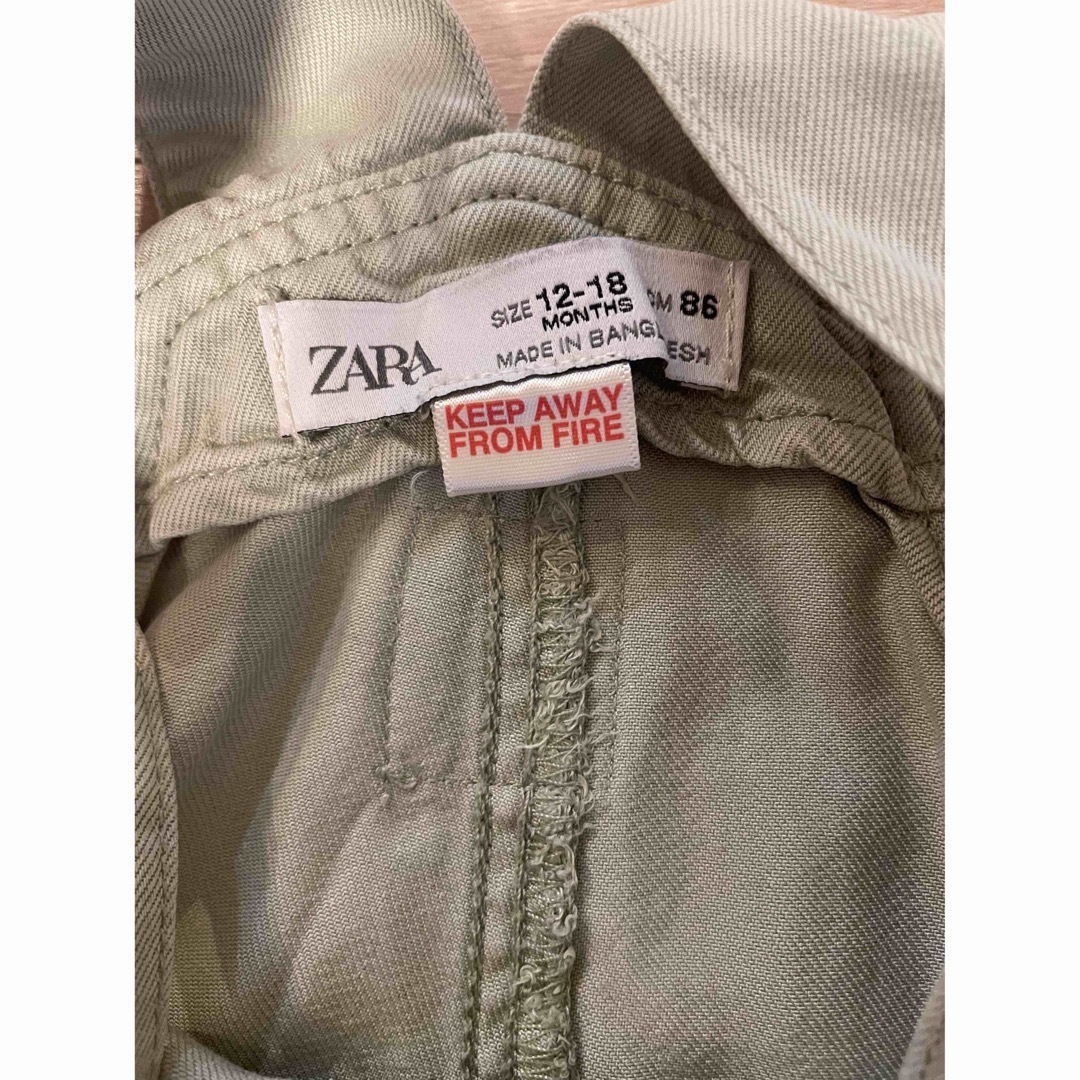 ZARA KIDS(ザラキッズ)のZARAミントグリーンサロペット86 キッズ/ベビー/マタニティのベビー服(~85cm)(パンツ)の商品写真