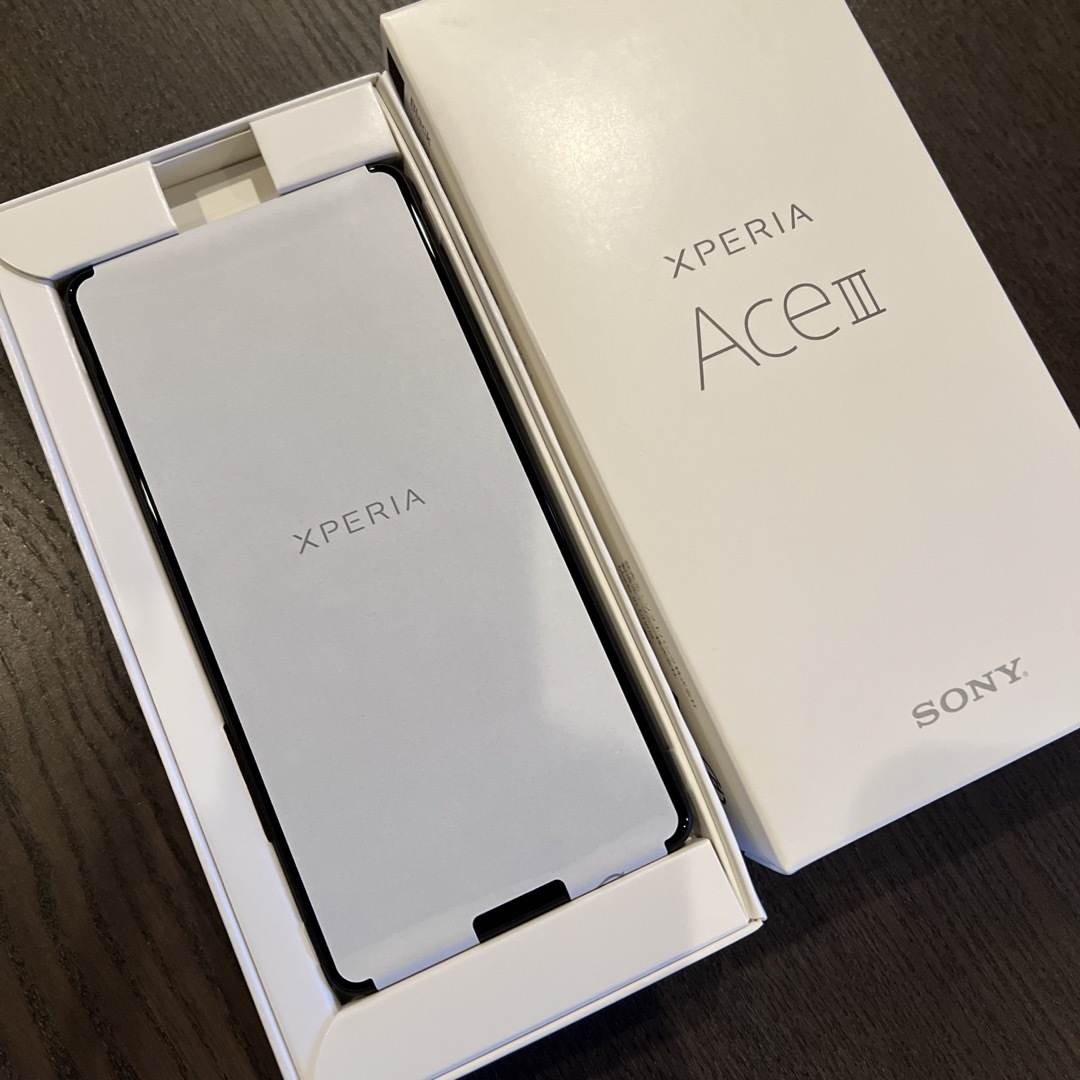 Xperia(エクスペリア)の新品未使用SONY Xperia Ace III A203SO ブラック スマホ/家電/カメラのスマートフォン/携帯電話(スマートフォン本体)の商品写真