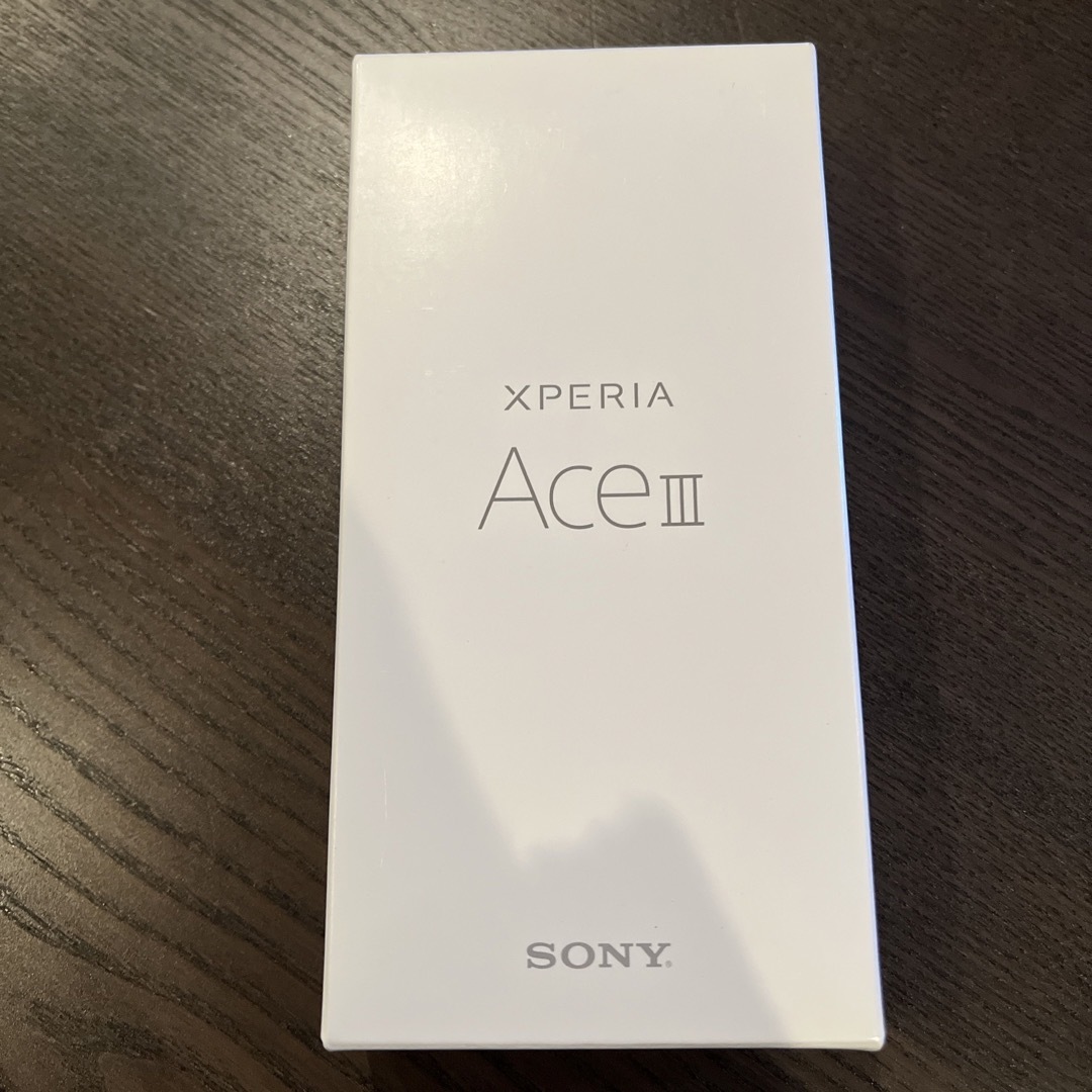 Xperia(エクスペリア)の新品未使用SONY Xperia Ace III A203SO ブリックオレンジ スマホ/家電/カメラのスマートフォン/携帯電話(スマートフォン本体)の商品写真