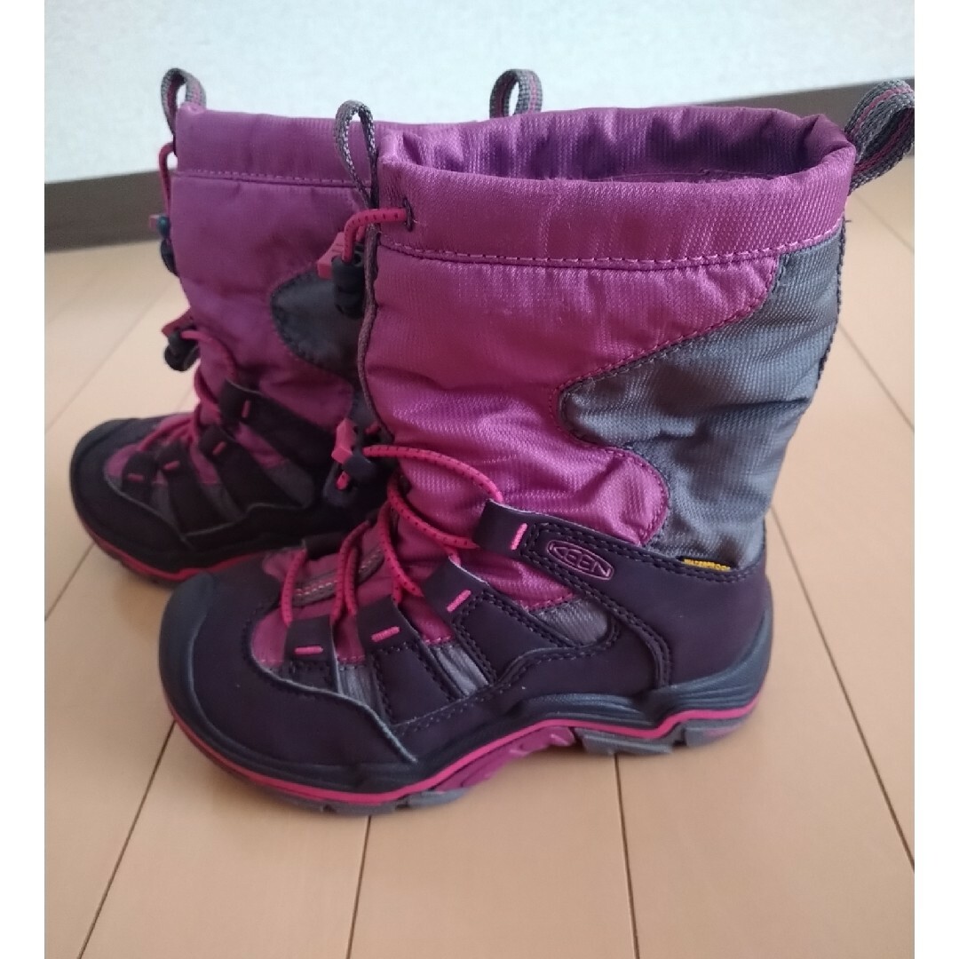 KEEN(キーン)のKEEN　キッズブーツ　18 キッズ/ベビー/マタニティのキッズ靴/シューズ(15cm~)(ブーツ)の商品写真