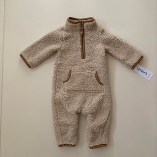 カーターズ(carter's)の新品⭐︎カーターズ サイズ6ヶ月 モコモコ暖かロンパース 男女兼用(ロンパース)