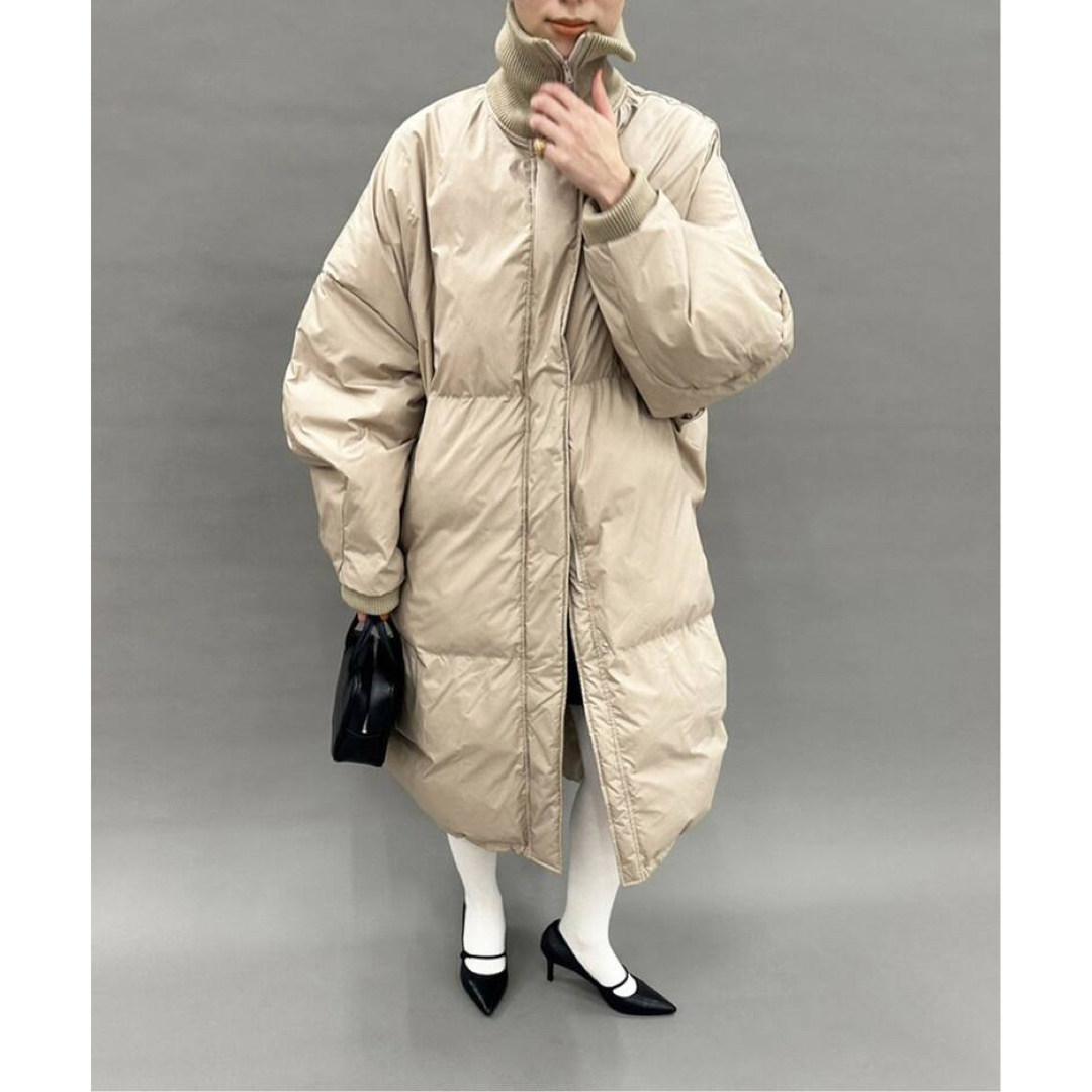 TODAYFUL(トゥデイフル)のHella(ヘラ) HIGHNECK DOWN コート レディースのジャケット/アウター(ダウンコート)の商品写真