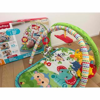 フィッシャープライス(Fisher-Price)の指遊びミュージカルジム(ベビージム)