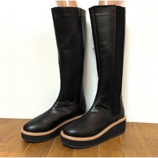 ザラ(ZARA)の残りわずか！maaRu マアル♡定価¥8,690円新品ブラック大人気美脚ブーツ(ブーツ)