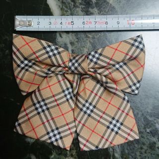 バーバリー(BURBERRY)の新品★未使用★BURBERRY バーバリー★リボン 絹 (シルク)100％(バンダナ/スカーフ)