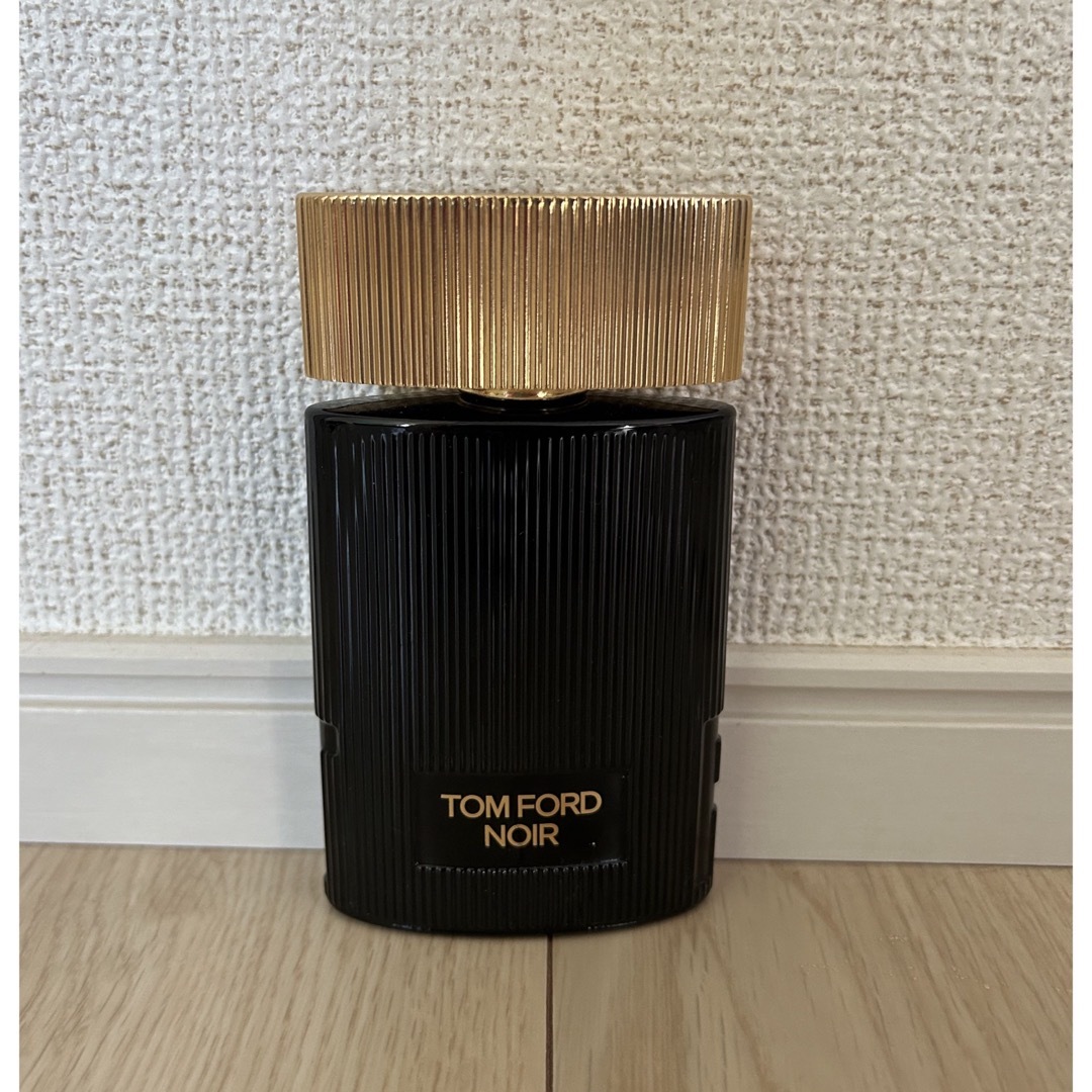 TOM FORD(トムフォード)のトムフォード　香水　ノワールプールファム　50ml  コスメ/美容の香水(ユニセックス)の商品写真