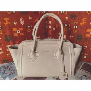 美品 フルラ FURLA TESSA レザー トートバッグ ライトグレー 98501 Y01437