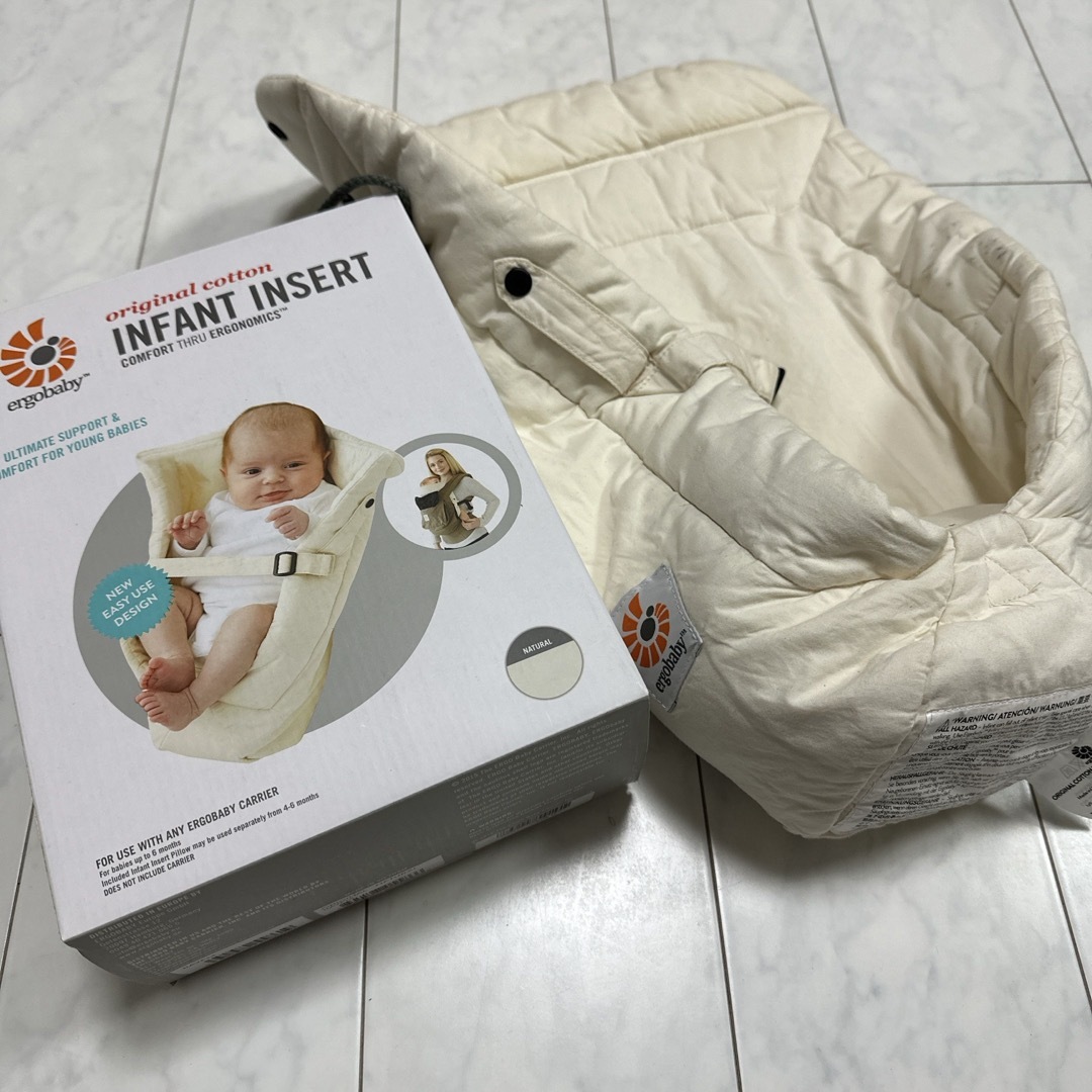 Ergobaby(エルゴベビー)のエルゴベビー⭐︎インサート キッズ/ベビー/マタニティの外出/移動用品(抱っこひも/おんぶひも)の商品写真