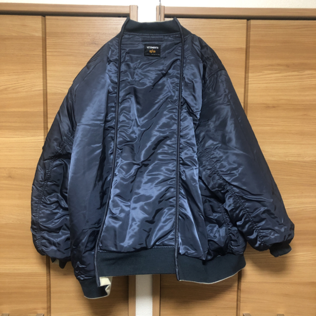 vetements alpha ボンバージャケットメンズ