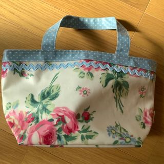 ローラアシュレイ(LAURA ASHLEY)のローラアシュレイ　トートバッグ(トートバッグ)