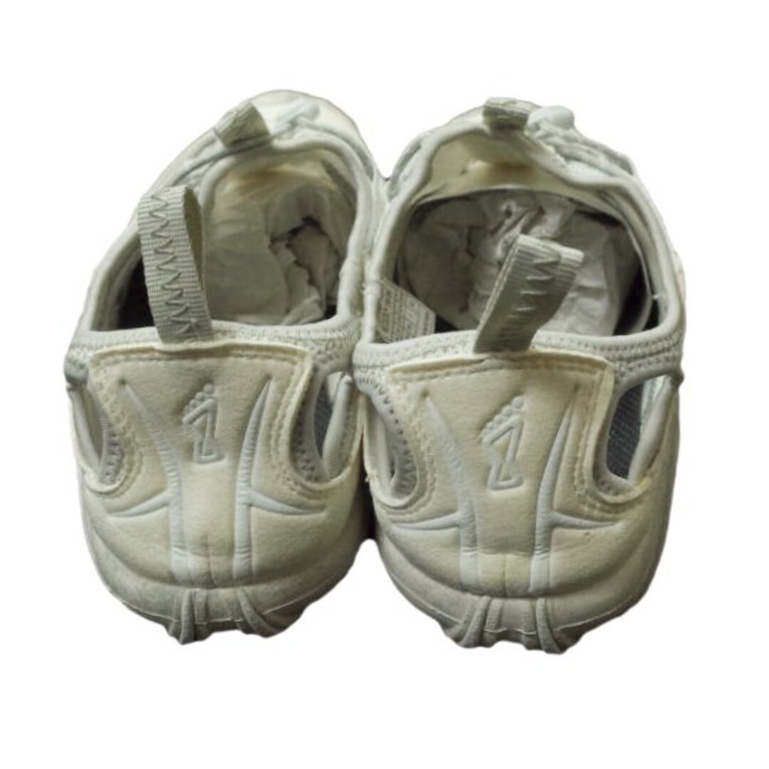 inov-8 イノヴェイト RECOLITE 190 UNI レコライト NO1TGE31SW US7(25cm) WHITE/SILVER アウトドア スポーツサンダル シューズ【中古】【inov-8】 メンズの靴/シューズ(サンダル)の商品写真