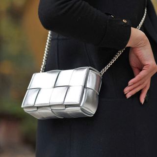 ボッテガ(Bottega Veneta) ミニバッグ ショルダーバッグ(レディース)の