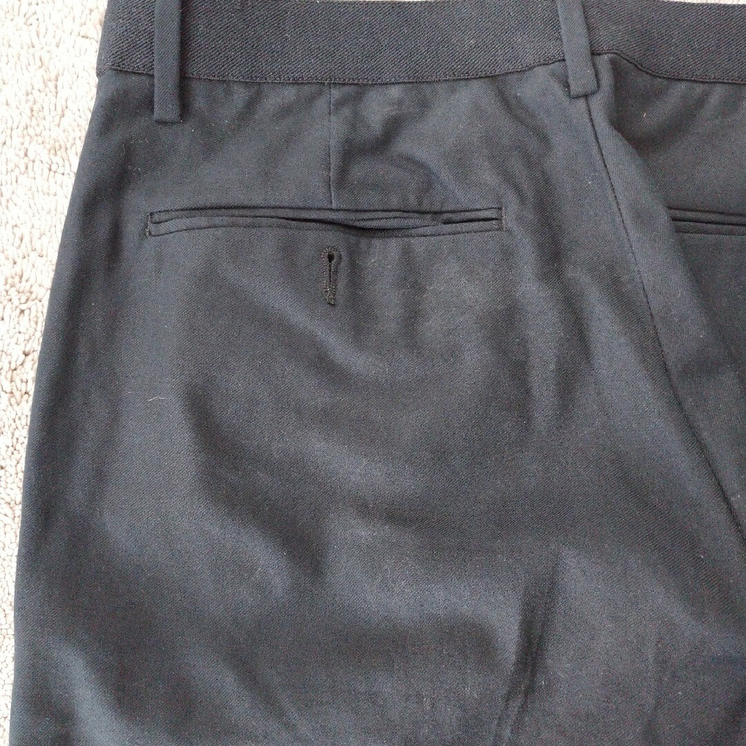 UNIQLO(ユニクロ)のユニクロ　メンズ　ブラックパンツ メンズのパンツ(スラックス)の商品写真