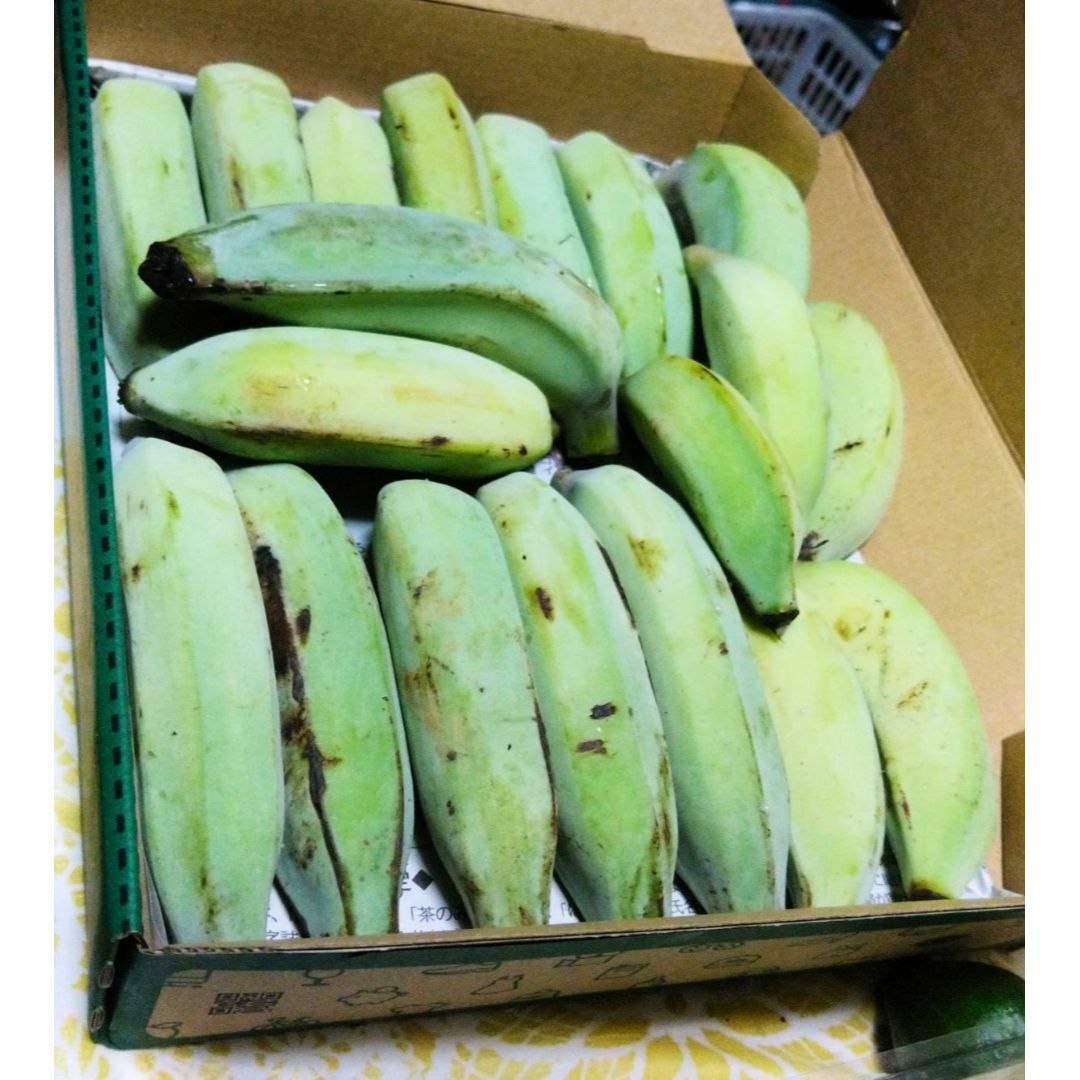 沖縄本島産　コンパクト箱にぎっしり！お値打ちアップルバナナセット！ 食品/飲料/酒の食品(フルーツ)の商品写真