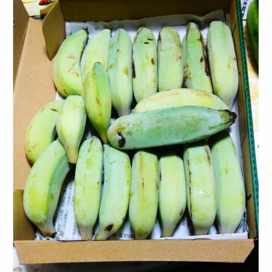 沖縄本島産　コンパクト箱にぎっしり！お値打ちアップルバナナセット！ 食品/飲料/酒の食品(フルーツ)の商品写真