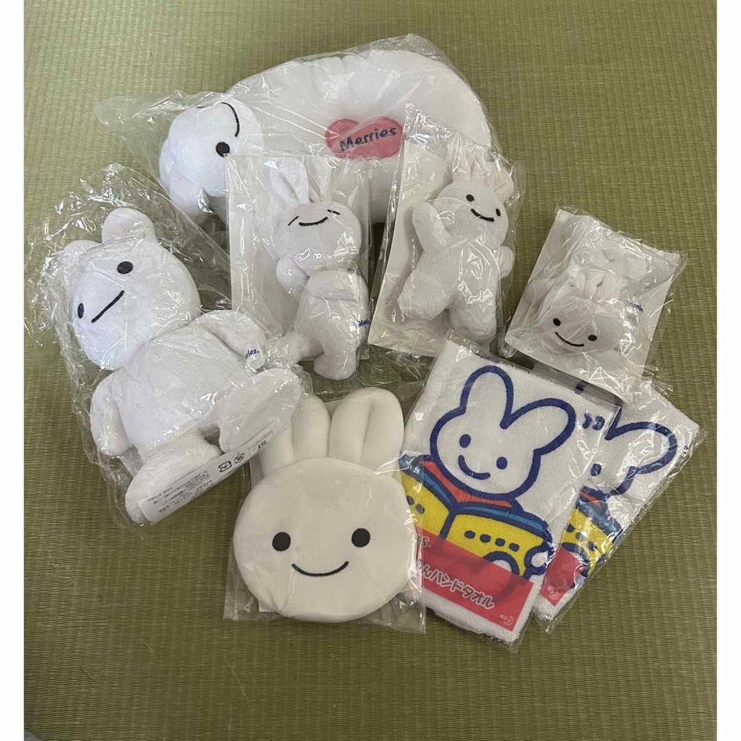 メリーズ　非売品　うさちゃん　セット キッズ/ベビー/マタニティのおもちゃ(ぬいぐるみ/人形)の商品写真