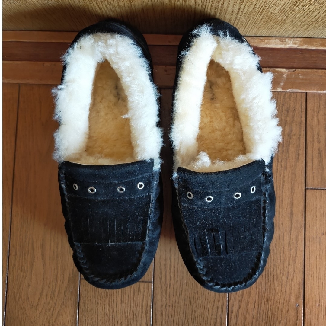 UGG AUSTRALIA(アグオーストラリア)のUGG AUSTRALIA　モカシン　23cm レディースの靴/シューズ(スリッポン/モカシン)の商品写真