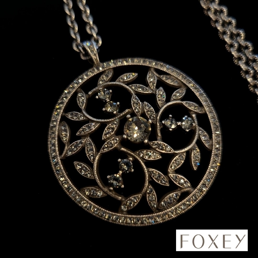 FOXEY - フォクシー ネックレス ペンダント ラインストーン FOXEY - フォクシー ネックレス ペンダント ラインストーン