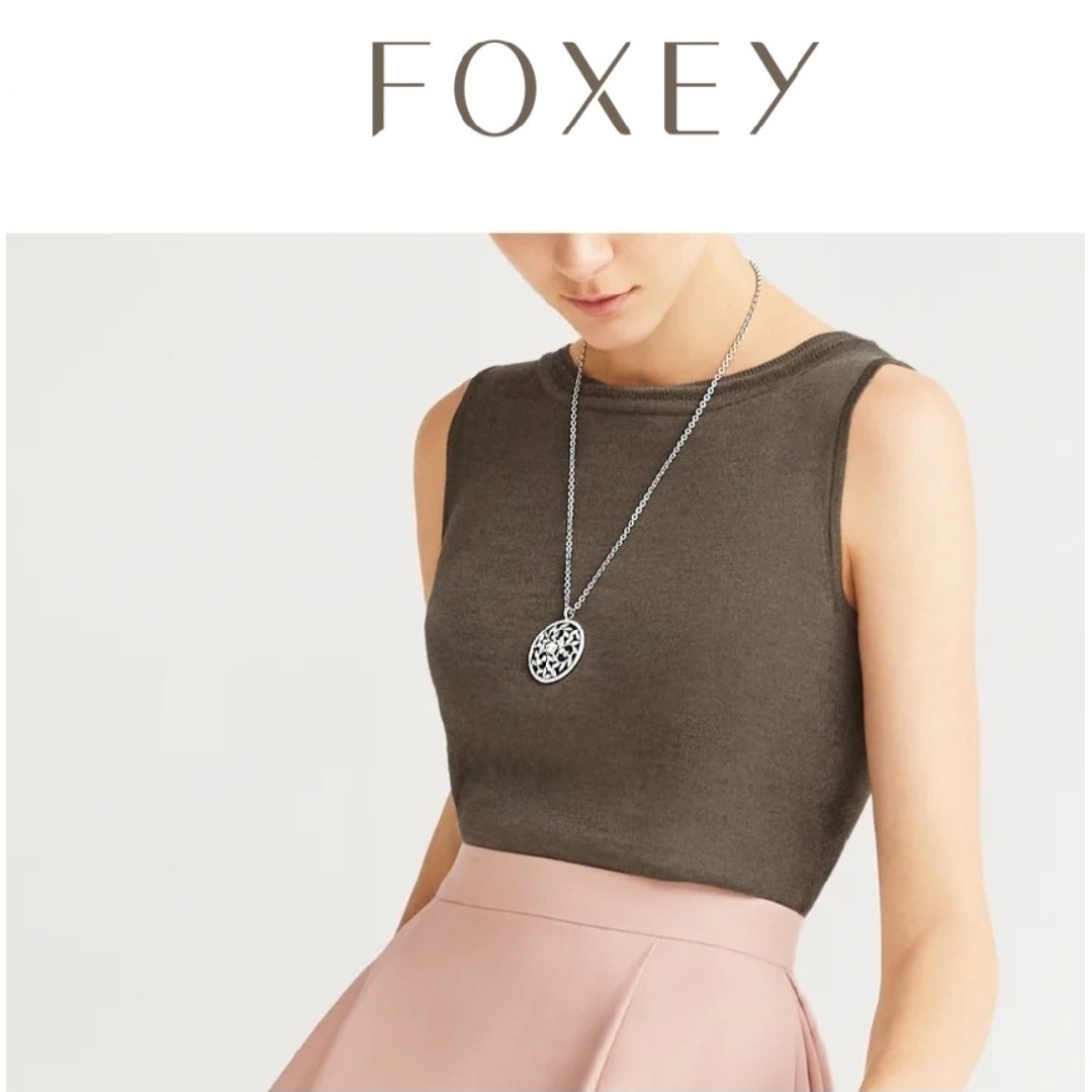 FOXEY - フォクシー ネックレス ペンダント ラインストーン FOXEY - フォクシー ネックレス ペンダント ラインストーン