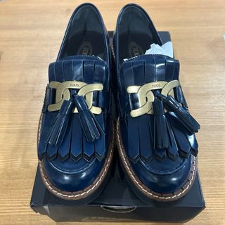 トッズ(TOD'S)の⭐︎専用⭐︎トッズ　TOD’S ケイト　厚底　ローファー　38.5(ローファー/革靴)