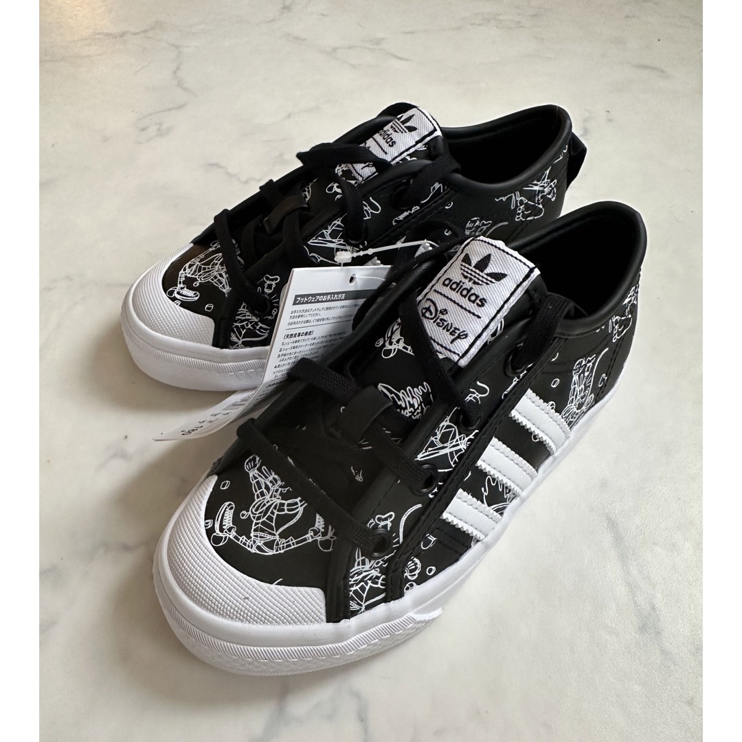 adidas - adidas disneyコラボ グーフィースニーカー 18cmの通販 adidas - adidas disneyコラボ グーフィースニーカー 18cmの通販