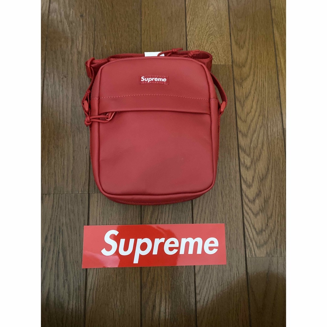 Supreme Leather Shoulder Bag red