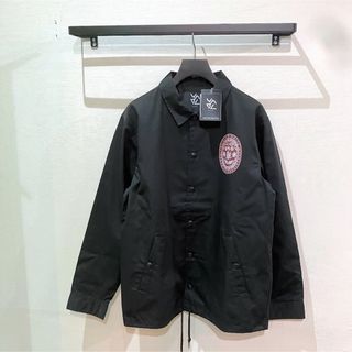 WHITE MOUNTAINEERING - 《White Mountaineering》コーチジャケットの