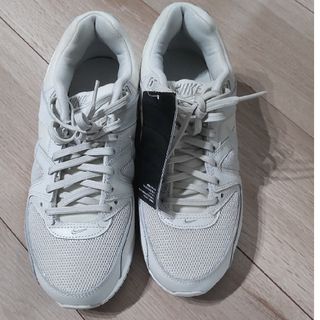 ナイキ(NIKE)の再値下げ!ナイキスニーカー(スニーカー)