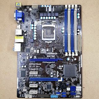 マザーボード ASRock H67DE(PCパーツ)